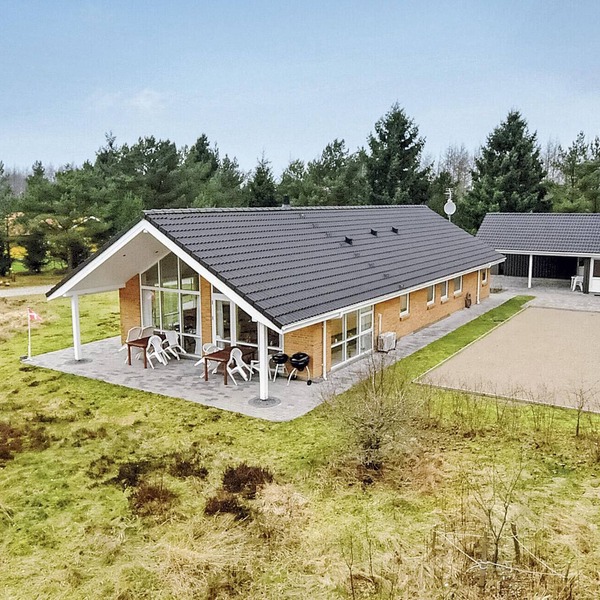 5 bedroom awesome home in Herning