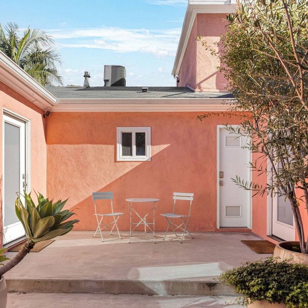 5 Units in Heart of Hollywood | Remodeled Art Deco | Pink Revival by AvantStay