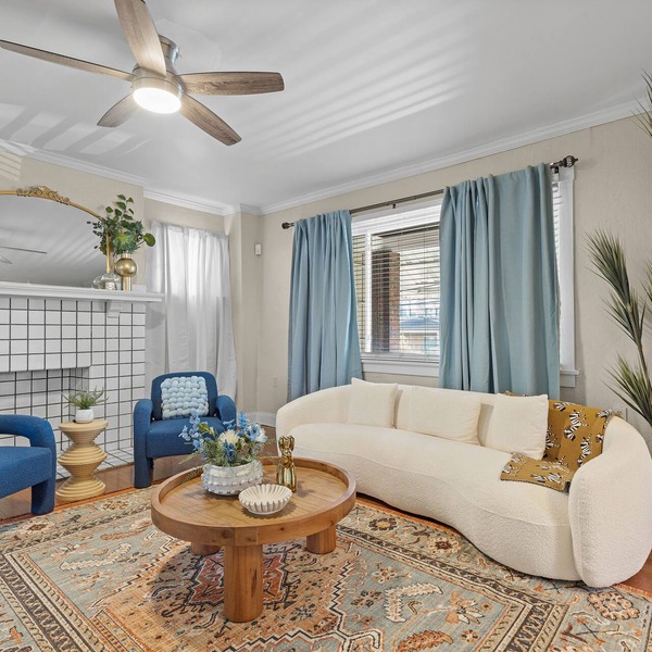 5bd Chic Barn: Games - Contemporary - Central