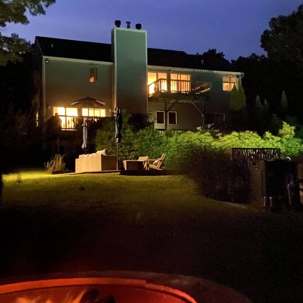 5BR, 5BA on cul-de-sac, Big Pool, jacuzzi, gym, beautiful bay beach