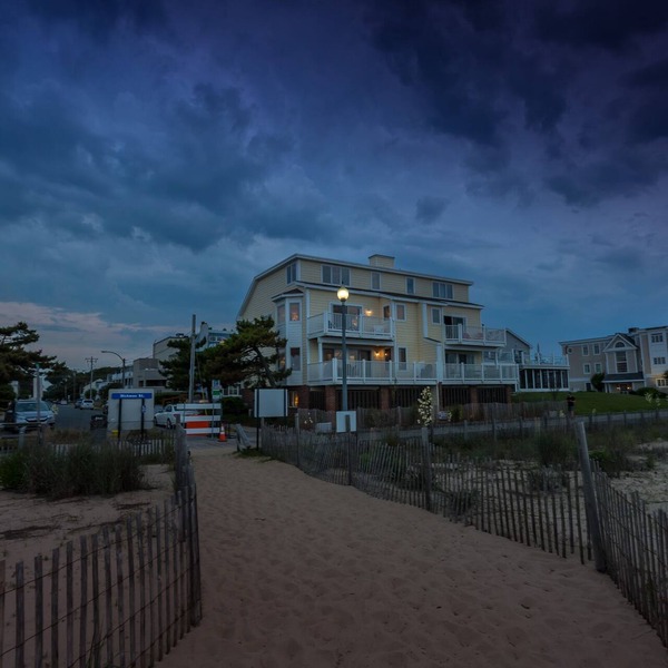 5BR Ocean Front Townhouse Pet Friendly Recent Updates/Parking