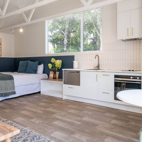 6. APT 1