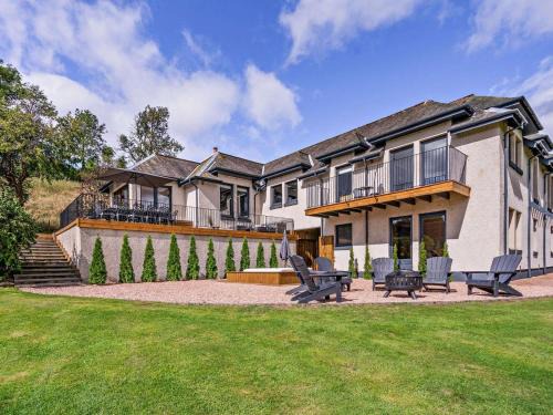 6 Bed in Perth oc-96289