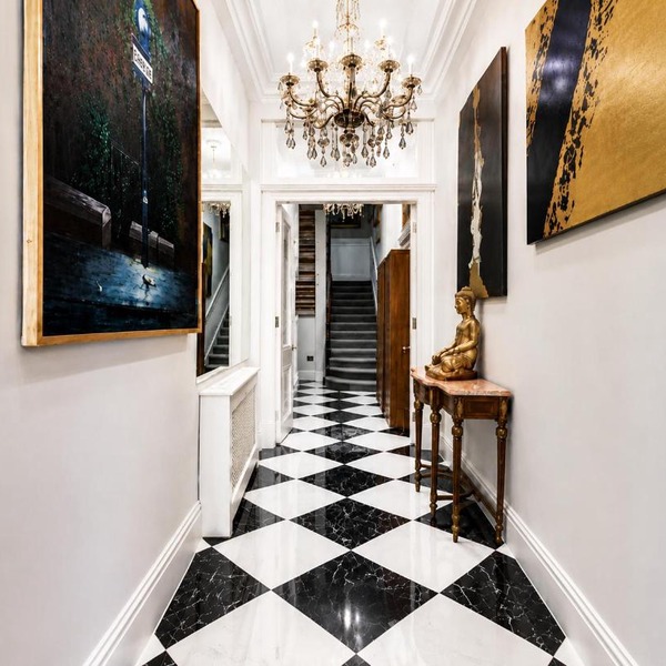 64 Eccleston Square