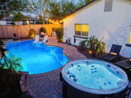 6BRHeated PoolGame RoomHot TubGolf