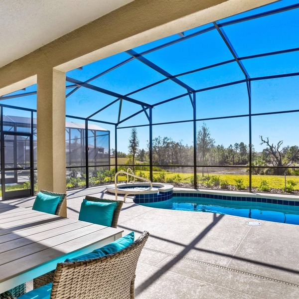7663 Oakmoss Loop