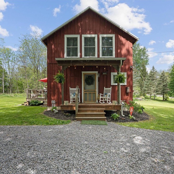 79th on Main: Restored Barn in the Finger Lakes