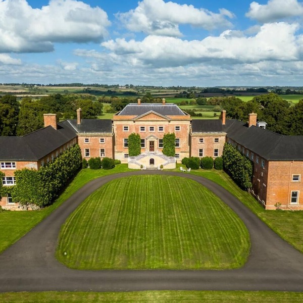 8 Bed in Hambridge (oc-e29974)