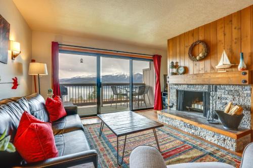 8 Mi to Keystone Resort: Dillion Condo w/Hot Tub!