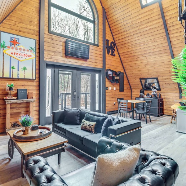 9 Mi to Big Boulder Mtn: A-Frame Cabin w/Hot Tub