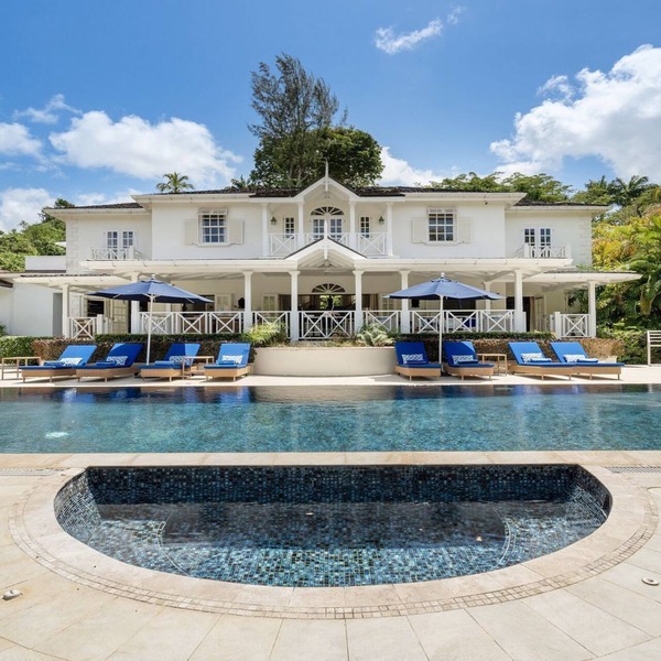 A 4 Bedroom Luxury Sandy Lane Villa With Lots Of Privacy And Close To The Beach
