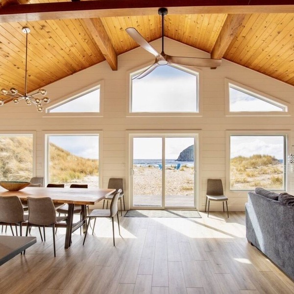 A Beachfront Oasis in Pacific City/Cape Kiwanda!