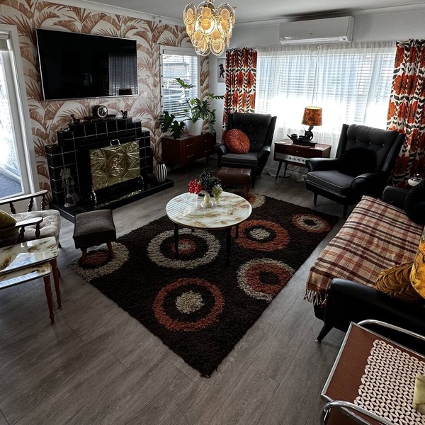 A cozy retro experience