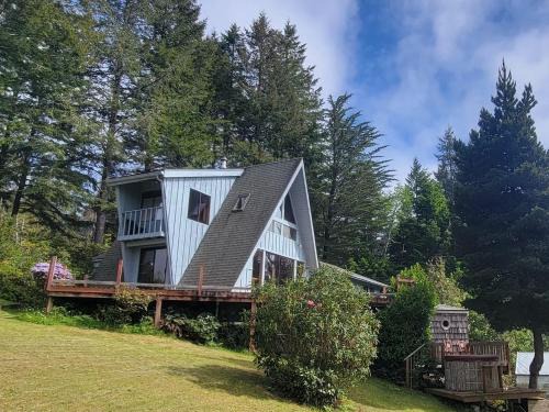 A-Frame Cabin with Sauna Deja Vu