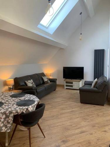 A spacious rural apartment with alpacas to enjoys