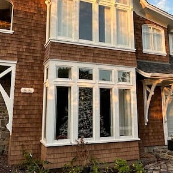 A walled sanctuary next to ocean and golf course
