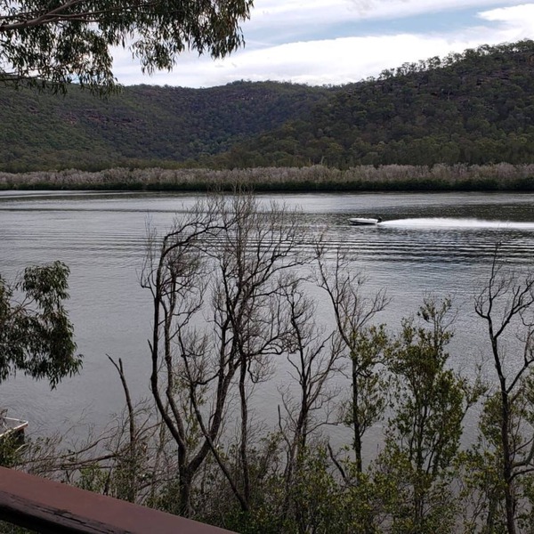 Absolute waterfront home on the Hawkesbury River perfect for fishing & relaxing
