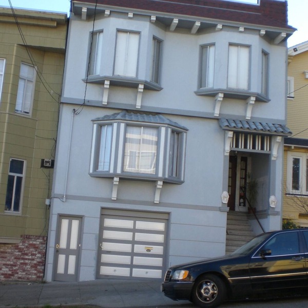 Absolutely Private President's Suite, Computer, Wi-Fi, Laundry, Pub. Parking