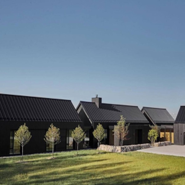 Absolutely Stunning Country Home in Creemore! Modern Elegance! Pool! Views!