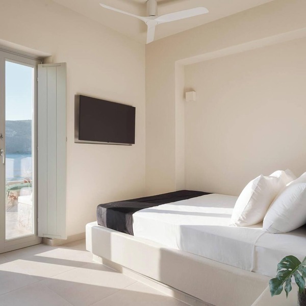 Accessible Double Room By Yerma Suites Limeni
