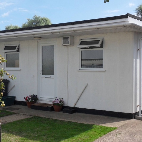Accommodation for a couple, just a short walk from the beaches and harbour.