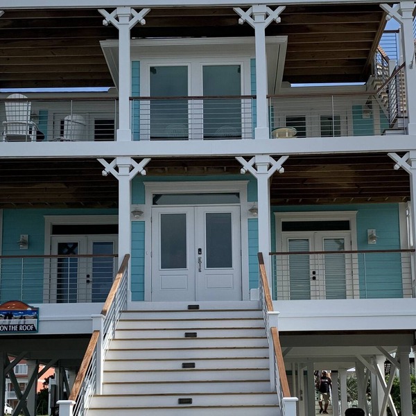 Across The Street From The Beach, Private Beach & Pool Access, Elevator