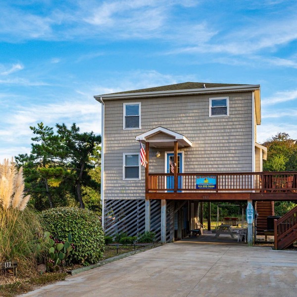After Dune Delight. Oceanside, 8 min walk to beach & town of Duck! Pet Friendly