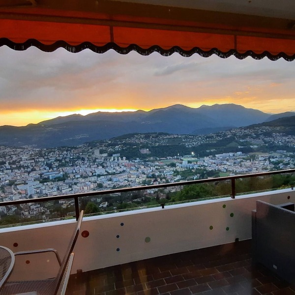 Al Bosco 71A: comfortable, sunny and quiet, 2½ rooms apartment, pool & sauna
