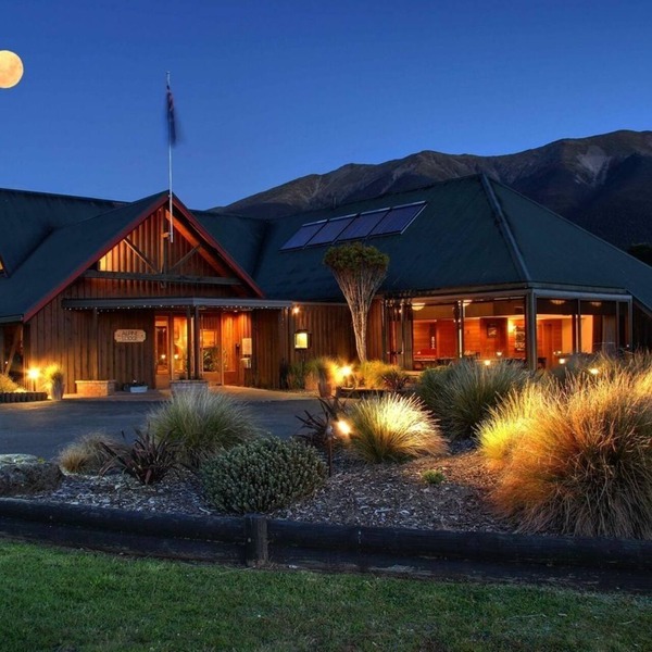 Alpine Lodge
