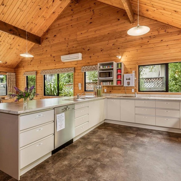 Altamont Lodge