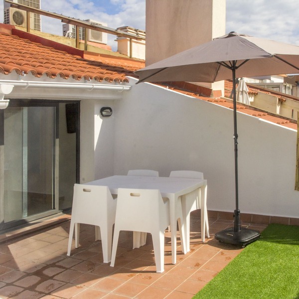 AM First line beach apartment, large terrace