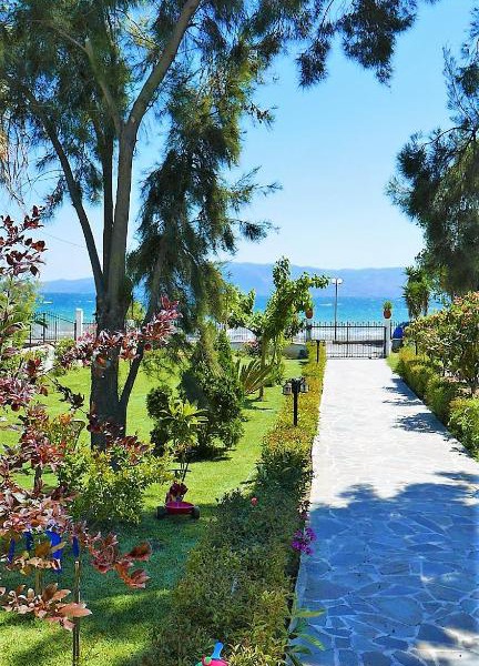 Amarynthos Beachfront Vacation House with garden