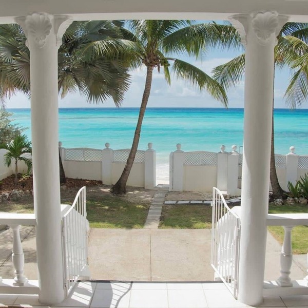 Amazing Beach Front Villa on the South Coast