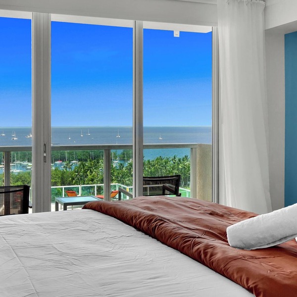 Amazing SEA VIEW Studio