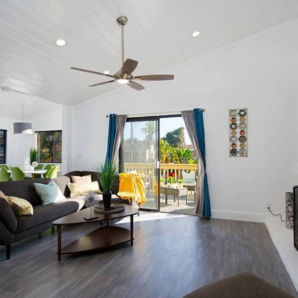 Amber Back · Stunning Beach Townhouse, newly remodeled