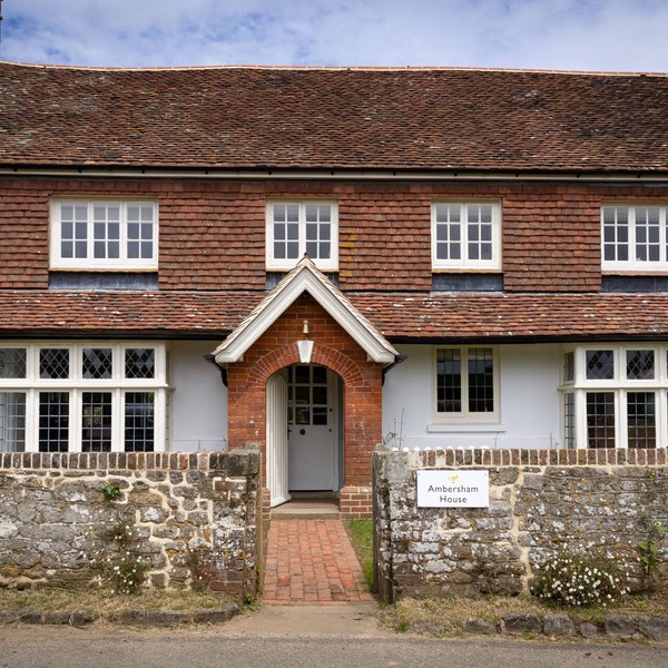 Ambersham House a picturesque Grade II newly renovated country house that sleeps up to 6 guests.