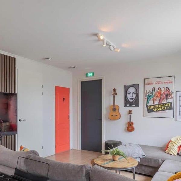 Amsterdam Group Villa | 16+ beds | 4 - 5 bedrooms