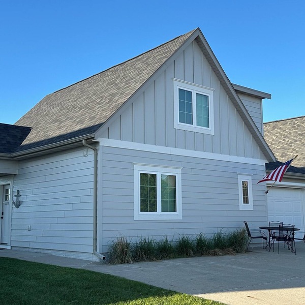 Anchor Pointe at Bridges Bay. FREE waterpark passes and one-of-a-kind features!