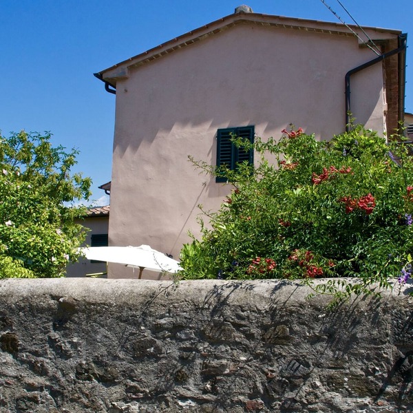 ANCIENT REST HOUSE WITH GARDEN IN MEDIEVAL BORGO - THE GARDEN SECRETARY