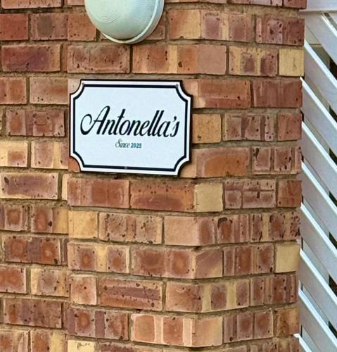 Antonella's