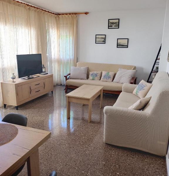 Apartament Edifici Simbat a 150m de la platja