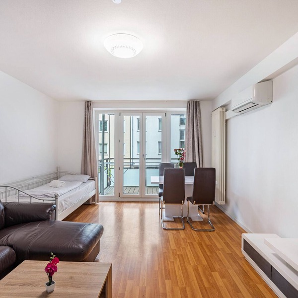 Apartment 'Aldars 10' with Balcony, Wi-Fi and Air Conditioning