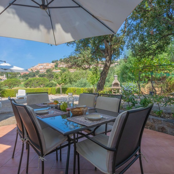 Apartment 'Bel 4p St-Maxime' with Private Terrace, Private Garden and Wi-Fi