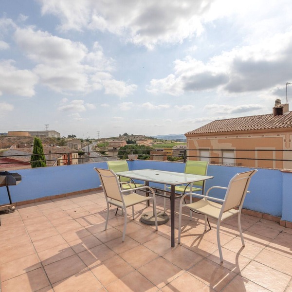 Apartment 'Cal Capdevila Dúplex' with Mountain View, Wi-Fi and Air Conditioning