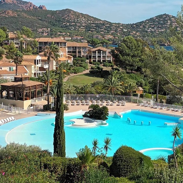 Apartment cap Estérel 4/5 persons sea view, Estérel and swimming pools in Agay