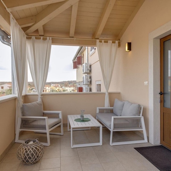 Apartment Dany with Balcony