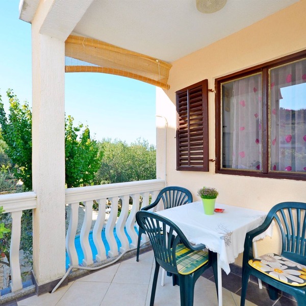 Apartment Gordan (42881-A3) - Murter - island Murter
