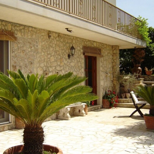 Apartment in private cottage with garden and privat Pool