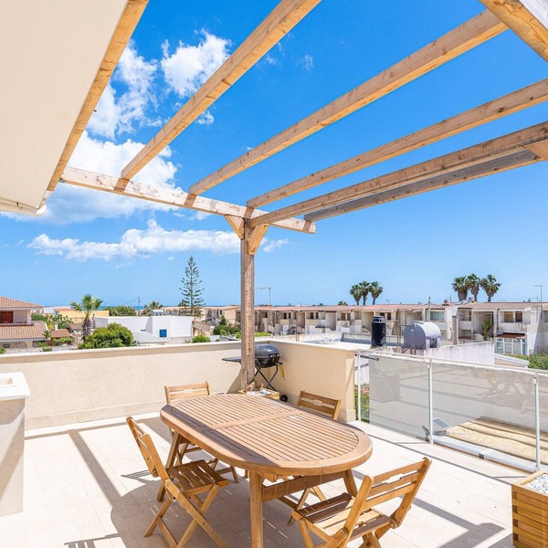 Apartment 'Marzamemi Deluxe' with Wi-Fi and Air Conditioning