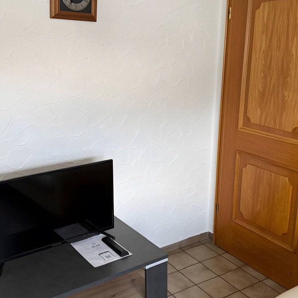 Apartment 'Monteure' with Shared Terrace and Wi-Fi